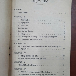 SỔ TAY CỨU THƯƠNG CỦA NGƯỜI THỦY-THỦ 474054