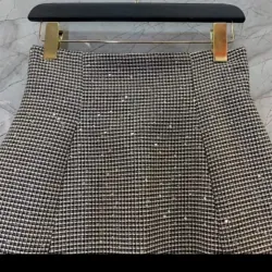 Chân váy ngắn , bling , có quần bảo hộ , từ 45 - 50kg  992495