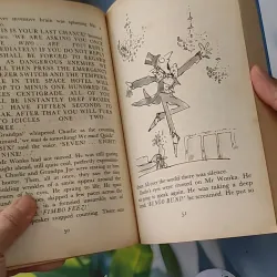 [XƯA] Charlie and the Great Glass Elevator (1995) - Roald Dahl 1033597