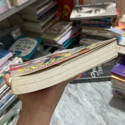 Tín đồ shopping oanh tạc Manhattan - Sophie Kinsella 970797