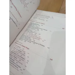 Pascal: An introduction to the art and science of programming - Walter J. Savitch 568441