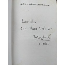 Những khoảng trời trong sáng - Tạ Nghi Lễ ( sách có chữ ký tác giả ) 49942