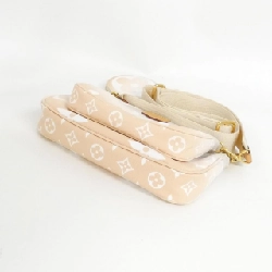 Túi xách vai Louis Vuitton By The Pool Multi Pochette Accessoires M57634 612234