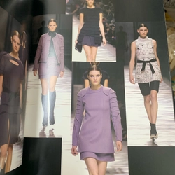 Louis vuitton catwalk.  445538