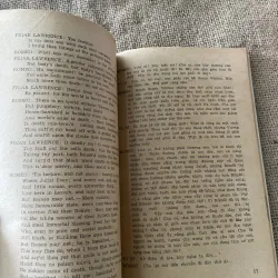 Romeo and Juliet - William Shakespeare- Song ngữ Anh Việt 796449