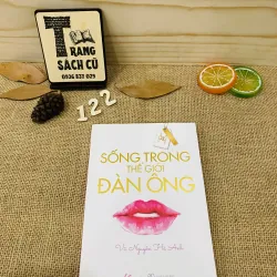 Sống trong thế giới đàn ông