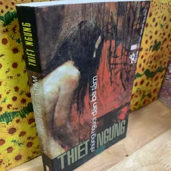 Sách tặng KÈM cho khách CÓ ĐƠN (mỗi đơn có thể chọn 1 cuốn) - Người Đàn Bà Tắm 928373