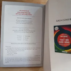 Ứng Dụng Màu Sắc Để Thay Đổi Cuộc Sống - Karen Haller 723319