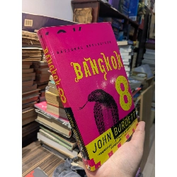 BANGKOK 8 - John Burdett