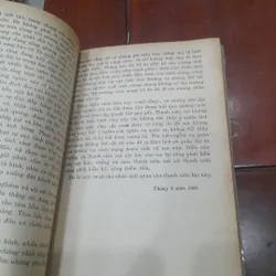 TRẦN ĐỘ - Lý tưởng, Ước mơ và Nghĩa vụ 712452