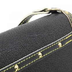 Túi xách vai Louis Vuitton Suhali Amarante M92847 611015