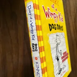 ✨𝑫𝒊𝒂𝒓𝒚 𝒐𝒇 𝒂 𝑾𝒊𝒎𝒑𝒚 𝑲𝒊𝒅: 𝑫𝒐𝒈 𝑫𝒂𝒚𝒔✨ (Nhật ký chú bé nhút nhát) 608537