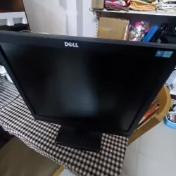 Màn Hình Dell Vuông 17 Inch 1036004