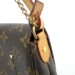 Túi xách vai Louis Vuitton Monogram Favorite PM M40717 609890