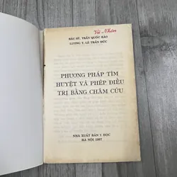 Phương pháp tìm huyệt và phép điều trị bằng châm cứu. 6b4 737195