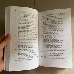 Tình Yêu Lứa Đôi Trong Ca Dao Việt Nam 739417