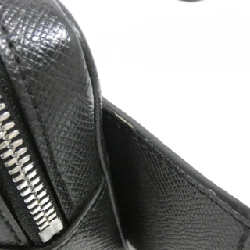 Túi đeo chéo Louis Vuitton Taiga Lama Bum Bag Outdoor M30245 613350