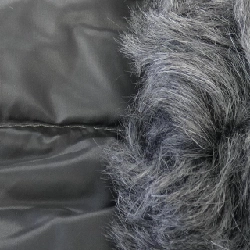 Áo khoác lông vũ MONCLER 640646