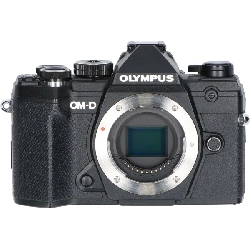 Ｅ－Ｍ５ ＭＡＲＫ ＩＩＩ Đen - Hàng hiệu Chính hãng 886296