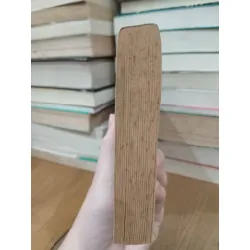 Knights of dark renown - David Gemmell 717173