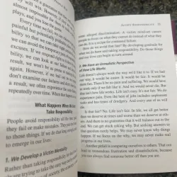 How successful people win John C. Maxwell hard cover 933575