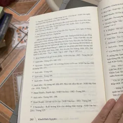 Giọt nước thầm giữa những thời đại thi ca 784535