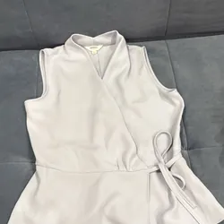 Áo croptop trắng kem có thêu ren tay và gấu 606398