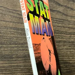 Stat Man (fiction with stacks of facts about football) 972832
