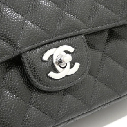 Túi xách chéo Chanel 1112 611710