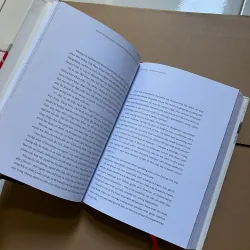 Trên mảnh đất kiên cường - Tự truyện của Wayne Besant 751795