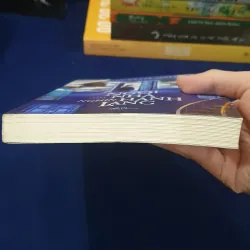 Ngôi nhà nghìn hành lang - Diana Wynne Jones, mới 90% (TrieuL) 678762