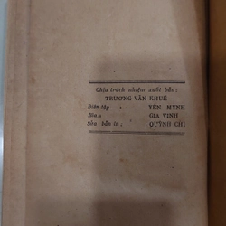 NHỮNG CON CHIM ẨN MÌNH CHỜ CHẾT.
Tác giả: Colleen Mc Cullough.
Dịch: Trung Dũng 304308