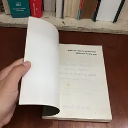 II Bệnh Học: Nhận Biết Điều Trị Phòng Ngừa 100 Bệnh Thường Gặp - Hoàng Dân Kiệt - 2002 631220