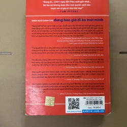 đừng bao giờ đi ăn một mình 569004