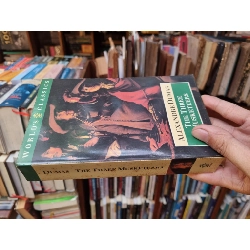 THE THREE MUSKETEERS - Alexandre Dumas 275505