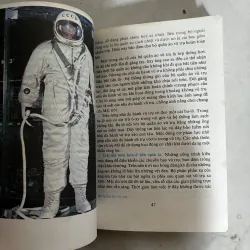 Tàu vũ trụ trên quỹ đạo 1009740