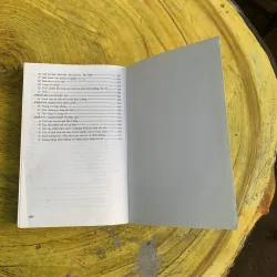 COMBO : NHÀ CÓ EM BÉ & DINH DƯỠNG TRẺ SƠ SINH VÀ TRẺ NHỎ TẶNG KÈM HAI CUỐN NUÔI CON 746490