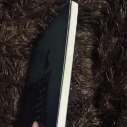 Lặng yên dưới vực sâu 990985