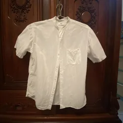 Áo cộc cổ trụ Nam Uniqlo 689480