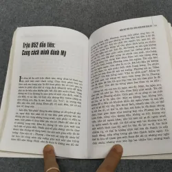 THÁNG NGÀY TÔI SỐNG VỚI NHỮNG NGƯỜI CỘNG SẢN 991035