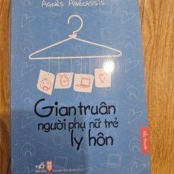 Gian truân người phụ nữ trẻ ly hôn