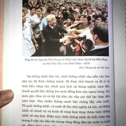 Xây dựng và phát triển nền văn hóa Việt Nam tiên tiến, đậm đà bản sắc dân tộc 704316