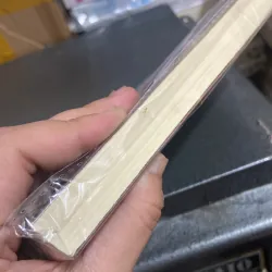 (Trinh thám) - Khách sạn ba đoá hoa hồng - Augusto De Angelis 977418