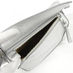 【Sản phẩm mới】Túi Loewe Puzzle Edge Mini A510P88X43 618042