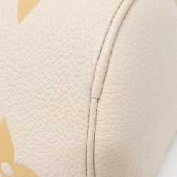 Túi xách vai Louis Vuitton Monogram Empreinte (By The Pool) Papillon BB M45708 - Hàng hiệu Chính hãng 765348