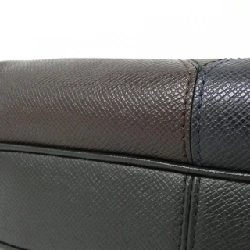 Túi đeo chéo ngoài trời Louis Vuitton Taiga (Mẫu V) PM M30703 - Hàng hiệu Chính hãng 803248