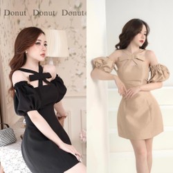 Đầm màu be size s hãng DONUT . Mới nguyên mác 