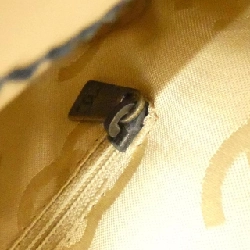 Túi xách chéo Wild Stitch Line 16799 của Chanel - Hàng hiệu Authentic 767995