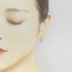 K18YG/PT900 Bông tai kim cương 0.14CT - Hàng hiệu Chính hãng 870258