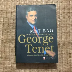 MẮT BÃO George Tenet